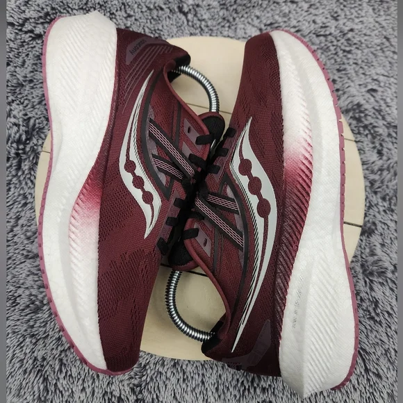 NEW Saucony Triumph 20 Sundown Rose Running Sneaker Women's Size 8.5 W - Picture 6 of 9